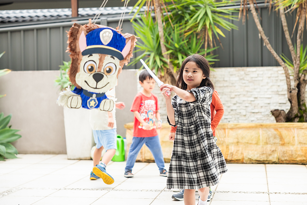 Paw Patrol Chase Pinata in action